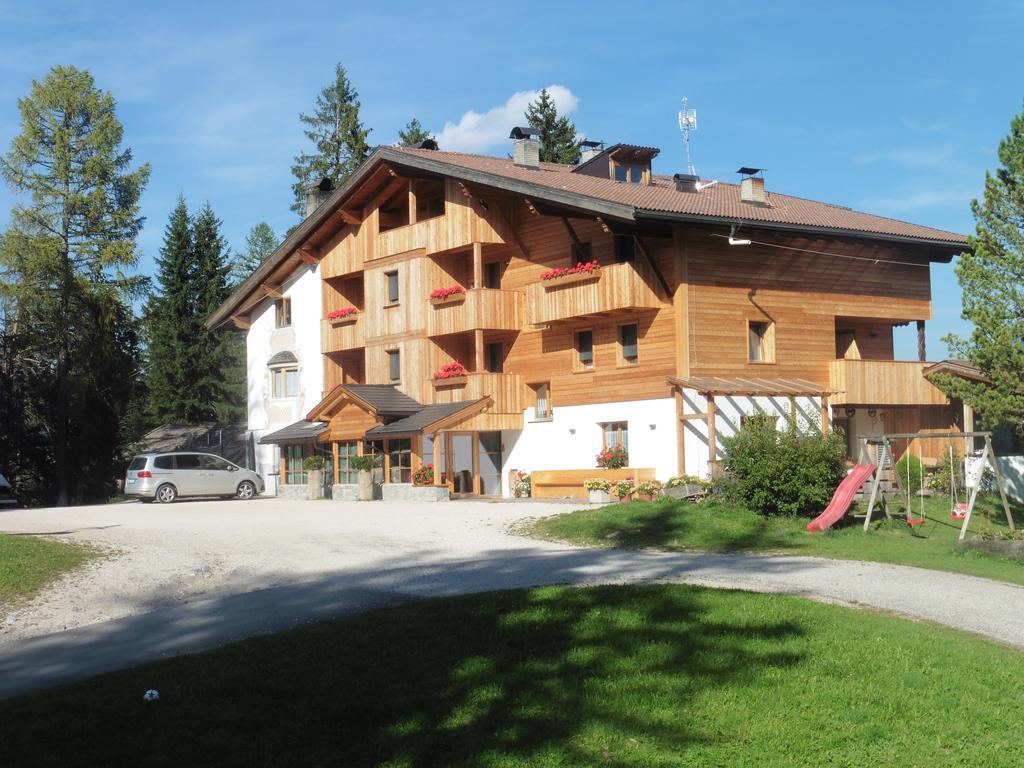 Chalet Frapes San Martino in Badia Eksteriør bilde